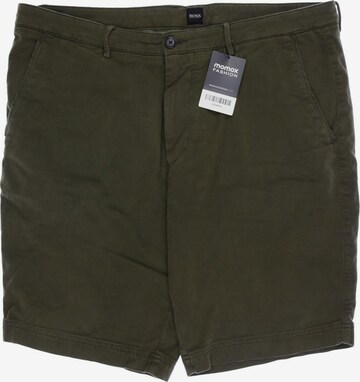 BOSS Shorts in 35-36 in Green: front