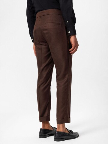 Antioch Tapered Pleat-front trousers in Brown