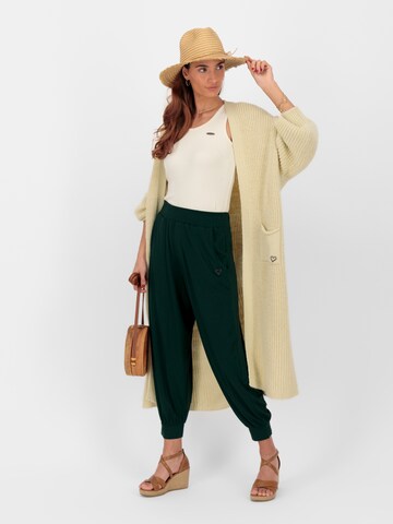 Tapered Pantaloni 'Alana' de la Alife and Kickin pe verde