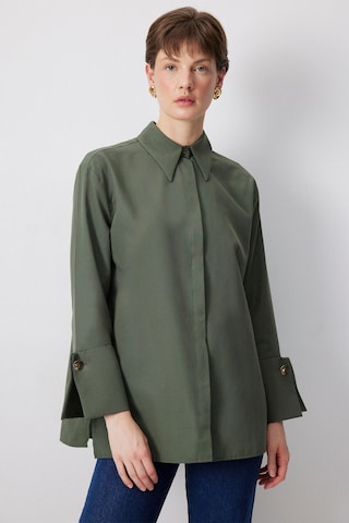 Touche Prive Bluse in Grün: Vorderseite