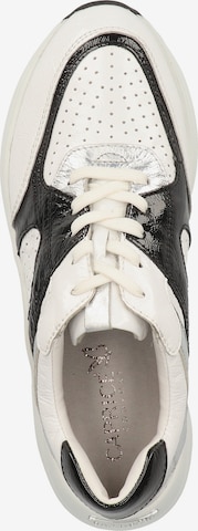 CAPRICE Sneakers in White