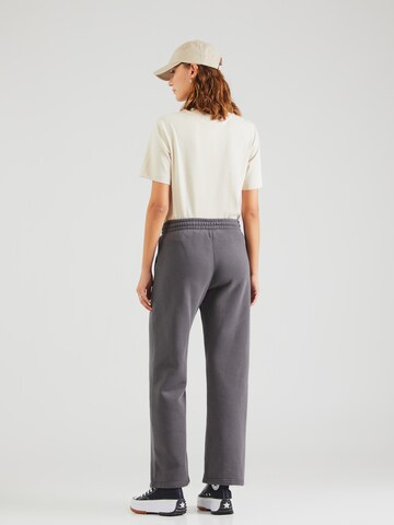 Abercrombie & Fitch Loosefit Hose in Grau