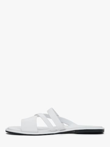 Sandales '5928-6' Estro en blanc