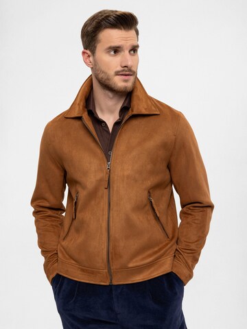 Antioch Between-season jacket in Brown