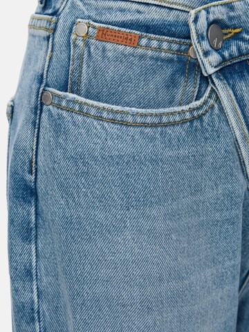 No44 Tapered Jeans 'Crossover Jean Blue'‌‌‌‌ in Blau