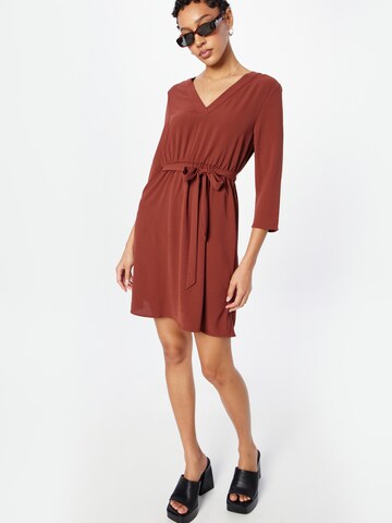 Robe 'Pauline' ABOUT YOU en marron