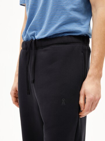 ARMEDANGELS Loosefit Broek in Zwart
