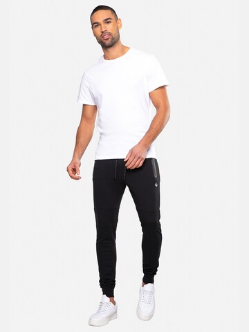 Threadbare Tapered Trousers 'Tristain' in Black