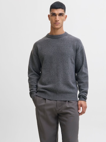 Pull-over aprel en gris : devant