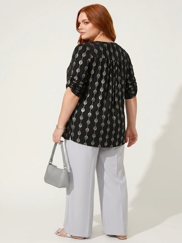 Shape Of You Blouse in Zwart