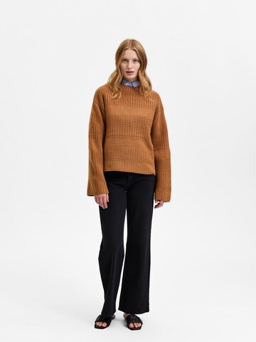 SELECTED FEMME Pullover 'FRY' in Braun