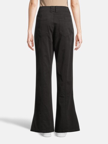 AÉROPOSTALE Flared Pants in Black