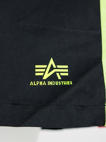 Shorts de bain ALPHA INDUSTRIES en noir