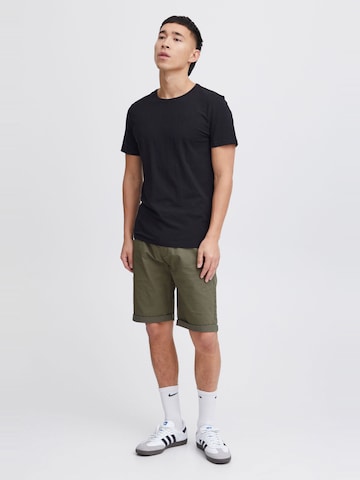 !Solid Regular Chinoshorts 'Montijo' in Grün