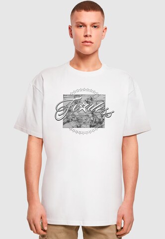 Maglietta 'Fearless Legend' di MT Upscale in bianco: frontale