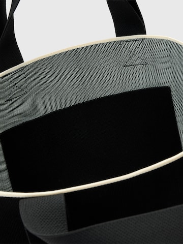 AllSaints Ostoskassi 'IZZY' värissä musta