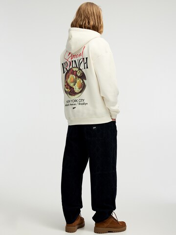 Felpa di Pull&Bear in beige