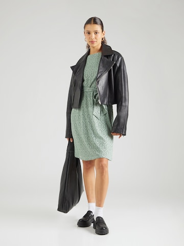 Robe 'Rosina' ABOUT YOU en vert