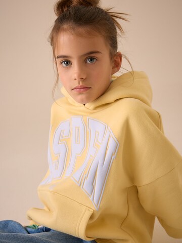 Next Sweatshirt in Geel