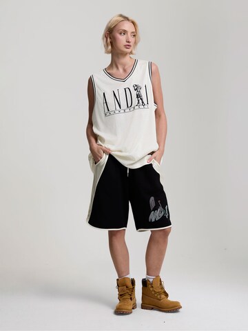 AND1 Широка кройка Панталон 'Camo Dunk' в черно