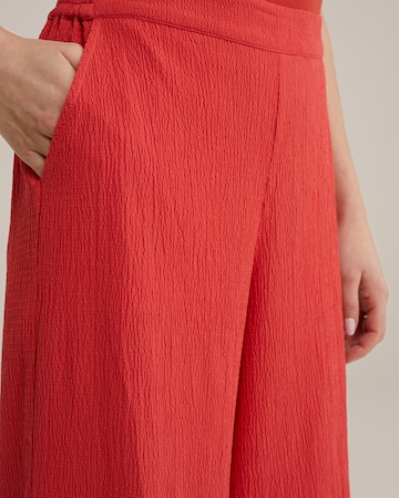 WE Fashion Flared Broek in Rood