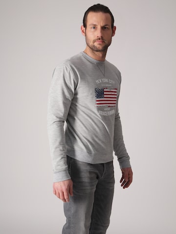 Miracle of Denim Sweatshirt in Grau