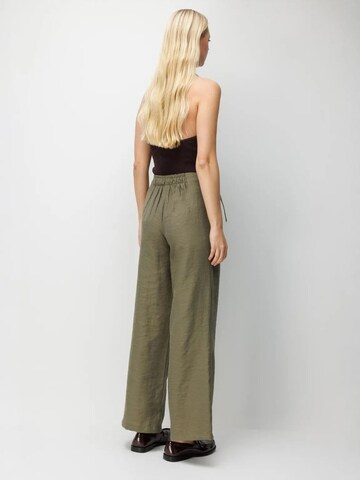 Wide leg Pantaloni con pieghe di MixRay in verde