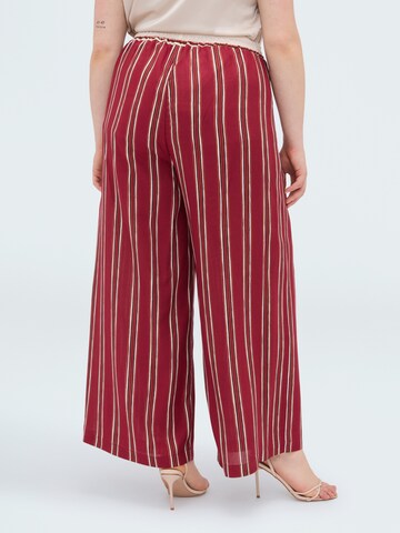 Wide leg Pantaloni di Fiorella Rubino in rosso