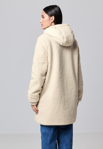 Street One Studio Between-Seasons Coat 'Teddy' in Beige