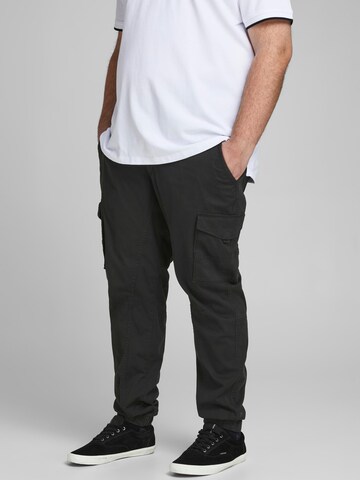 Jack & Jones Plus Tapered Cargobroek 'Paul' in Grijs: voorkant