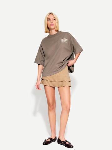 Bershka Shirt in Beige