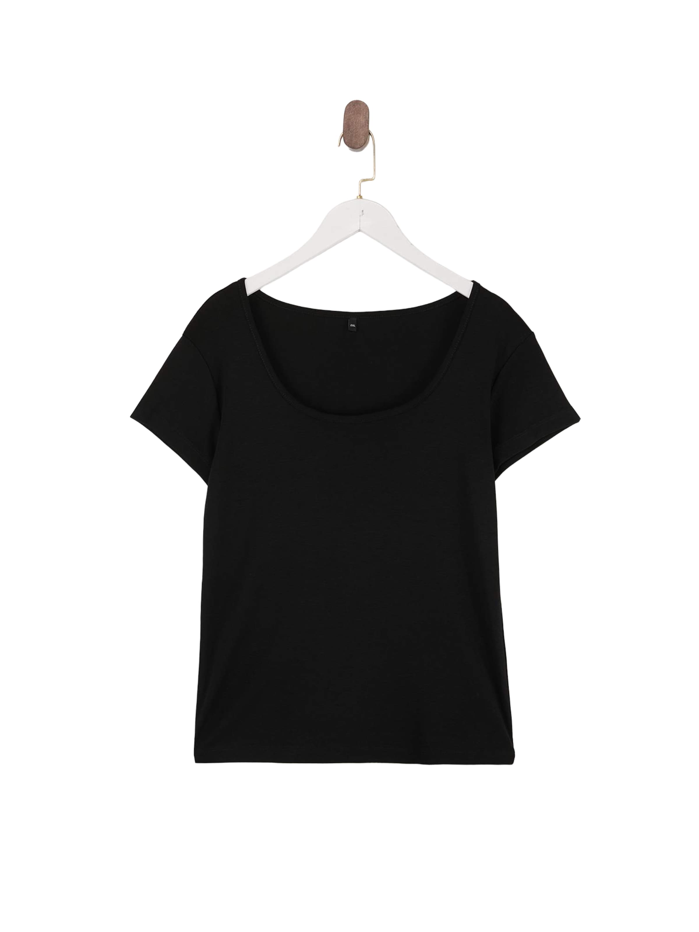 Trendyol Curve - Camiseta en negro: frente