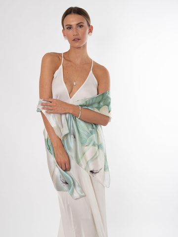 MayTree Scarf 'Seidenschal Lotus' in Green