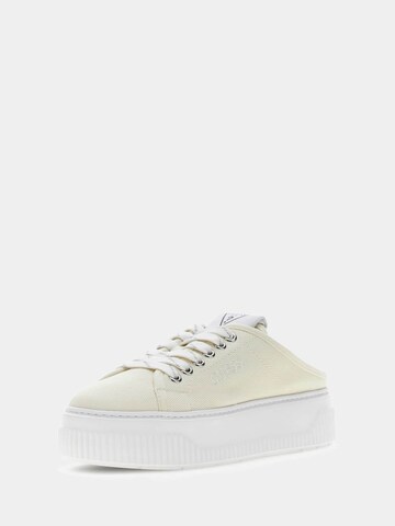 GUESS Sneaker 'Nudge' in Weiß