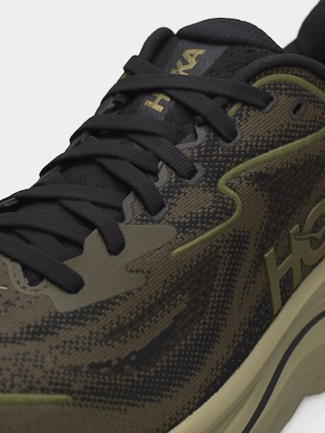 HOKA Tekaški čevelj 'CLIFTON 10' | rjava barva