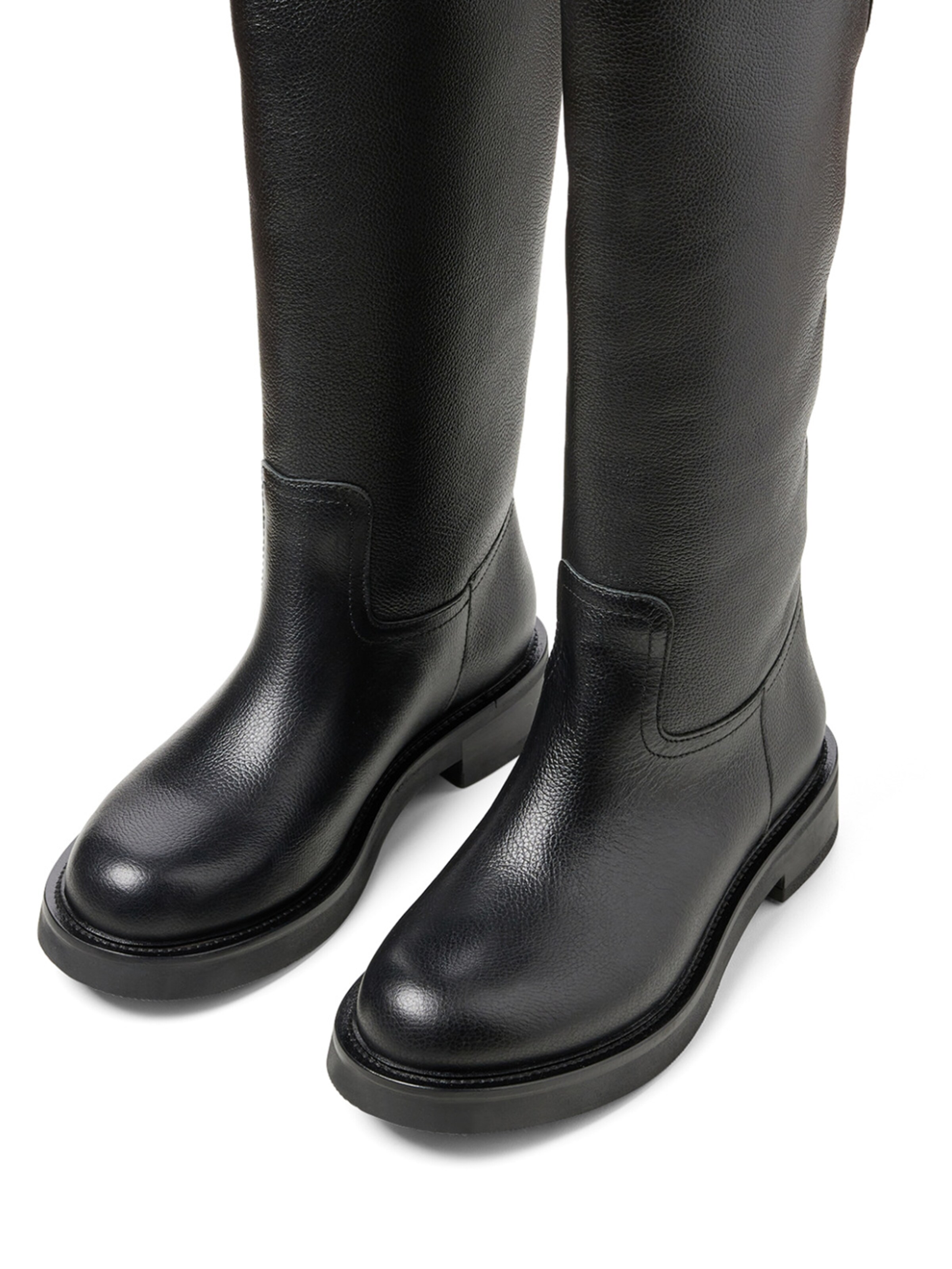 NEWD Čižmy - Čierna