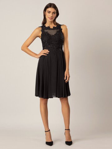 APART Evening Dress in Black