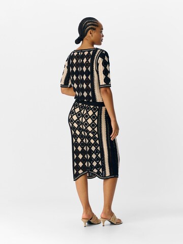 OBJECT Rok 'OBJWasila' in Beige