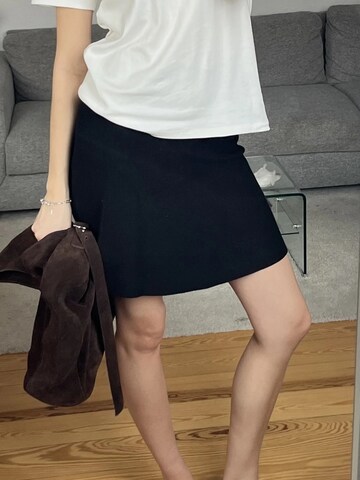 Soft Rebels - Falda ' SRHenrietta ' en negro: lado