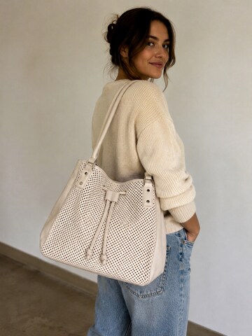 COLLEZIONE ALESSANDRO Shoulder Bag 'Sorrento' in Beige: front