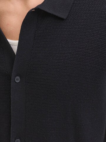 Coupe regular Chemise 'JJEGEORGE' JACK & JONES en noir