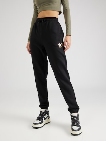 Tapered Pantaloni sport 'FOIL' de la ONLY PLAY pe negru: față