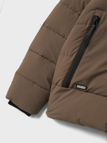 Giacca invernale di NAME IT in marrone