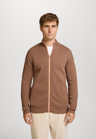 Kronstadt Gebreid vest 'Erik' in Bruin: voorkant