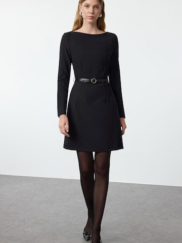 Trendyol Jurk in Zwart