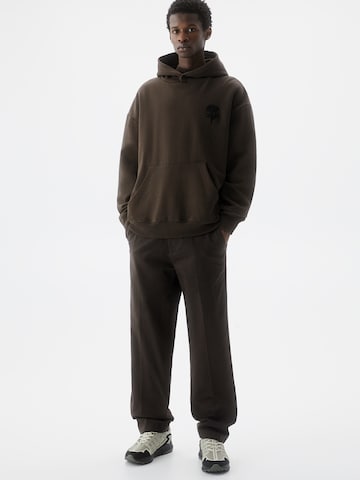 Pull&Bear Regular Trousers with creases in Brown