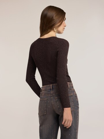 MOTIVI Sweater in Brown
