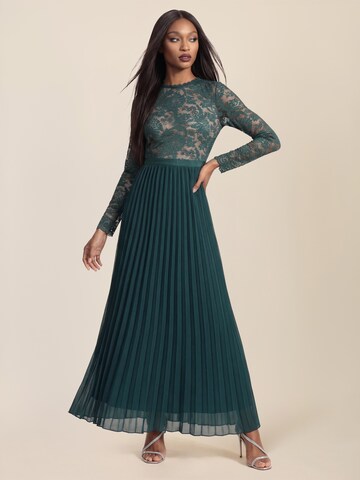 APART Kleid in Grün: Vorderseite