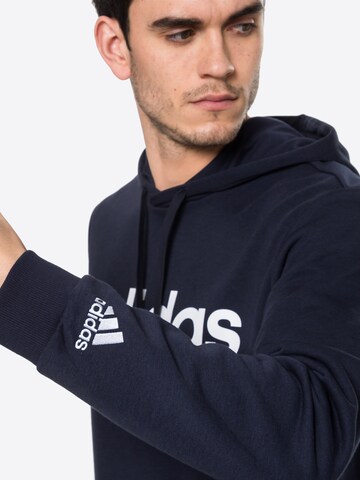 ADIDAS SPORTSWEAR Sportsweatshirt 'Essentials French Terry Linear Logo' in Blau