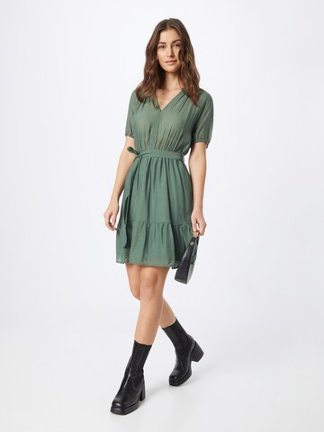 Robe d’été 'Julika' ABOUT YOU en vert